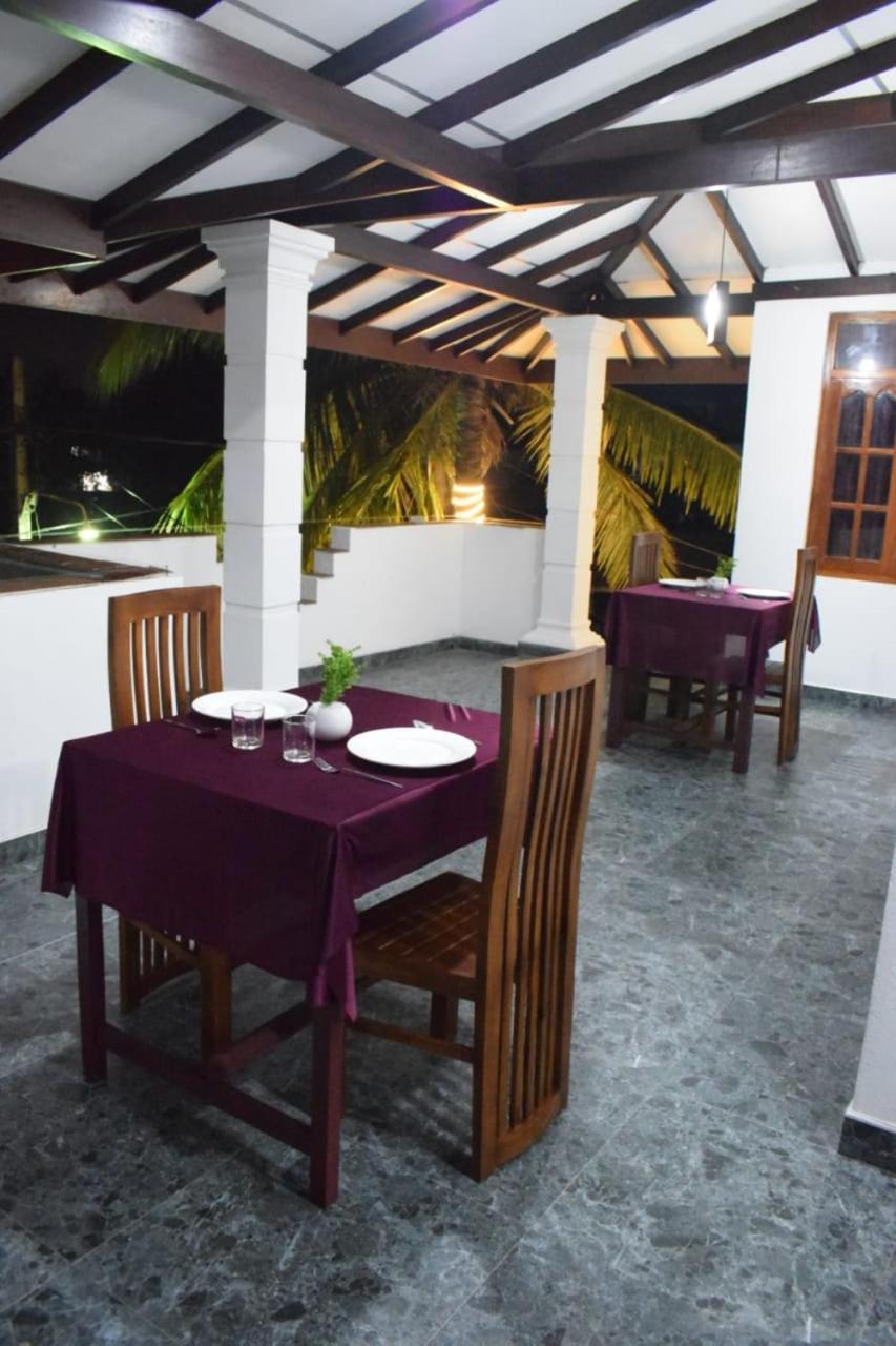 The Alexis'S Guest House Negombo Eksteriør bilde